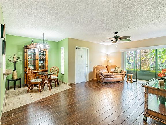 3rd image of 1433 Pine Glen Pl APT C1