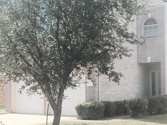 2nd image of 9223 Clearwood Landing Blvd