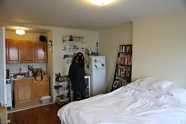 Rented by Chris Stewart, LREB | media 4