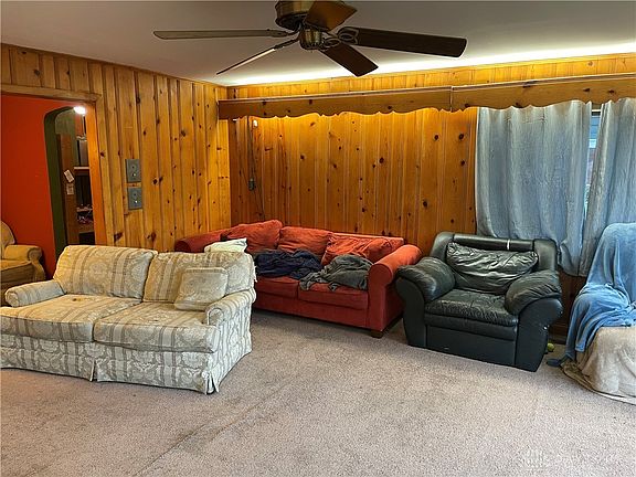 3rd image of 1133 Holly Ave