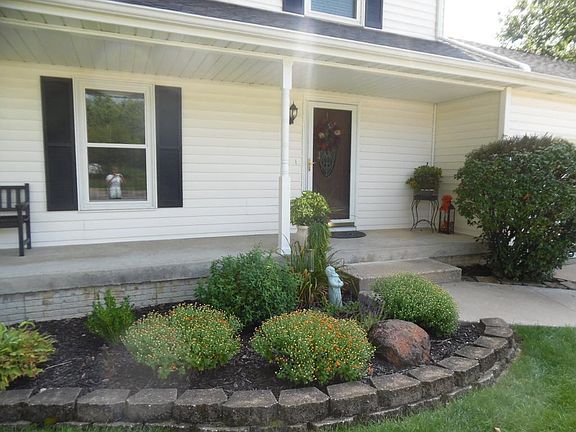 3rd image of 2705 Regina Dr