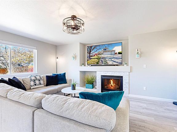 4th image of 13877 Hudson Way