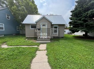 1005 E 2nd Ave, Mitchell, SD 57301