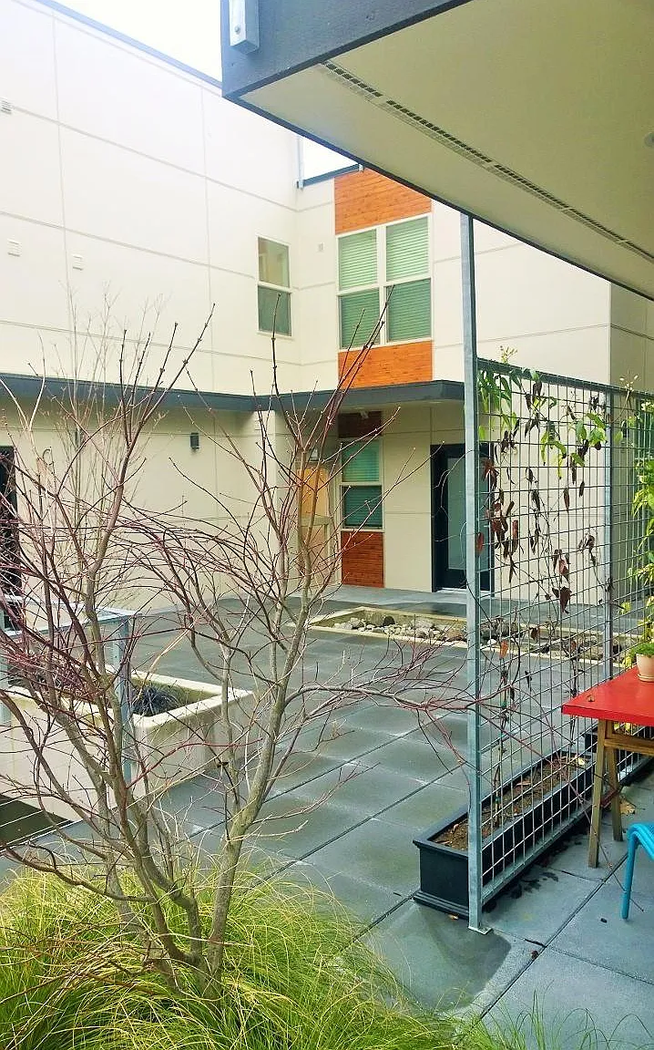 2 bed, 950 sqft, $2,750 — Photo 2