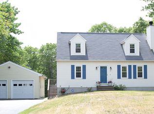 26 Fairbanks Ct, Douglas, MA 01516