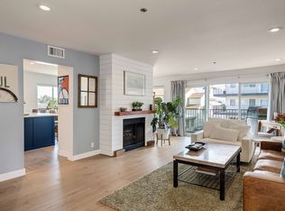 230 S Catalina Ave APT 301, Redondo Beach, CA 90277