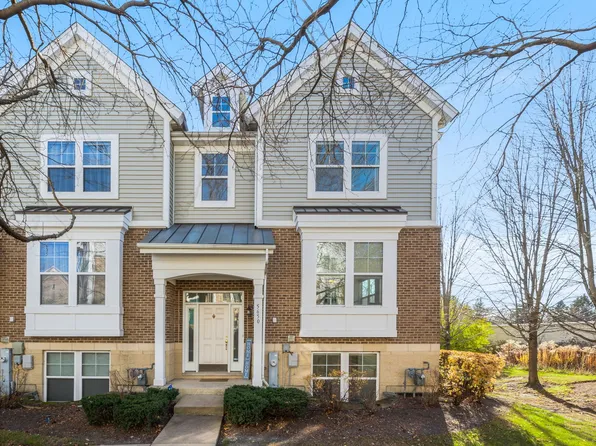 5650 Cambridge Way, Hanover Park, IL 60133