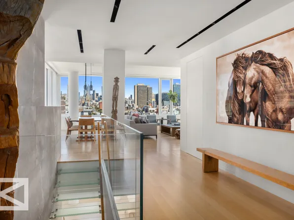 350 West Broadway image 6 of 29