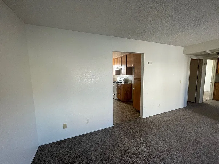 16200 Kamana Road — Photo 9