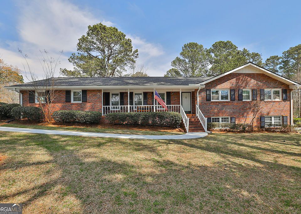 1st image of 2232 Timber Ln