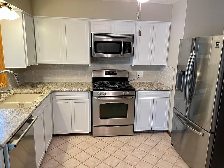 8235 Browne St — Photo 3