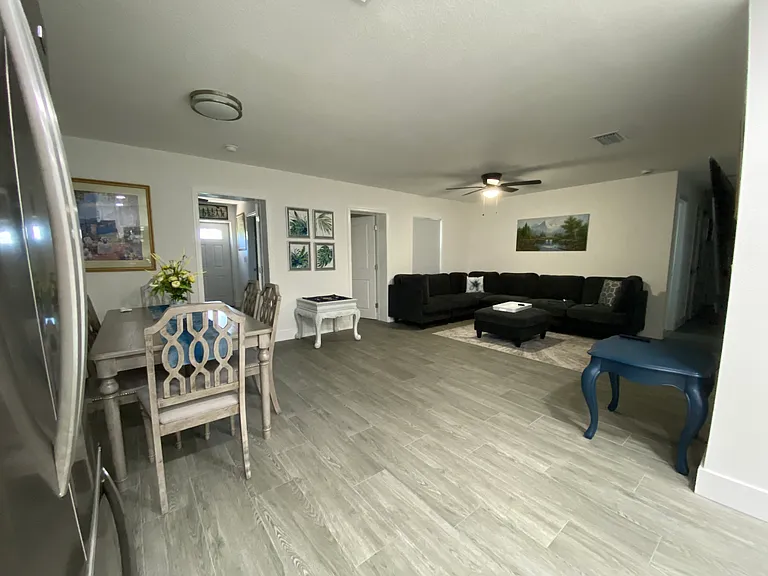 Open entrance flows easily from the kitchen into the Great Room.