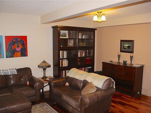 2nd image of 113 Glacier Dr