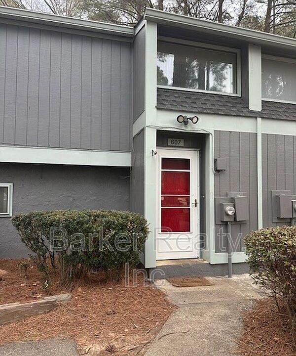 1st image of 607 Dylan Ct