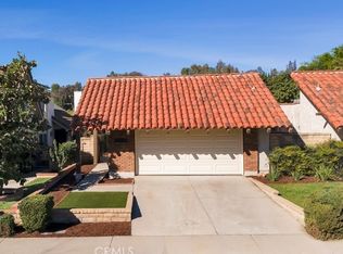 27039 Rio Prado Dr, Santa Clarita, CA 91354