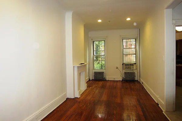 Rented by Corcoran | media 28