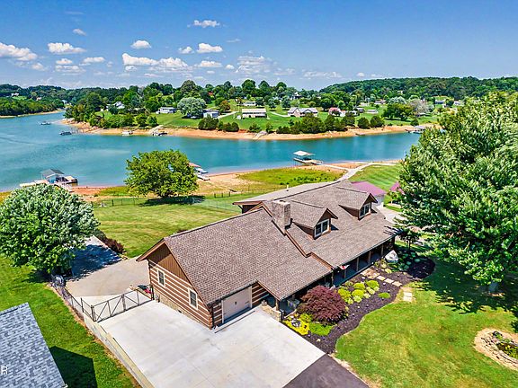 5th image of 1116 Lake Ridge Dr