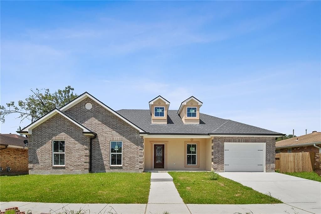 2640 Centaur St, Harvey, LA 70058 | Zillow