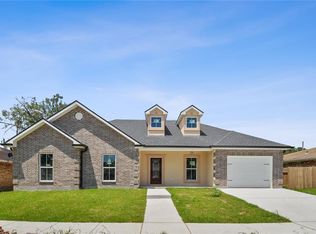2640 Centaur St, Harvey, LA 70058