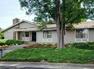 875 Mockingbird Ln, Palo Alto, CA 94306