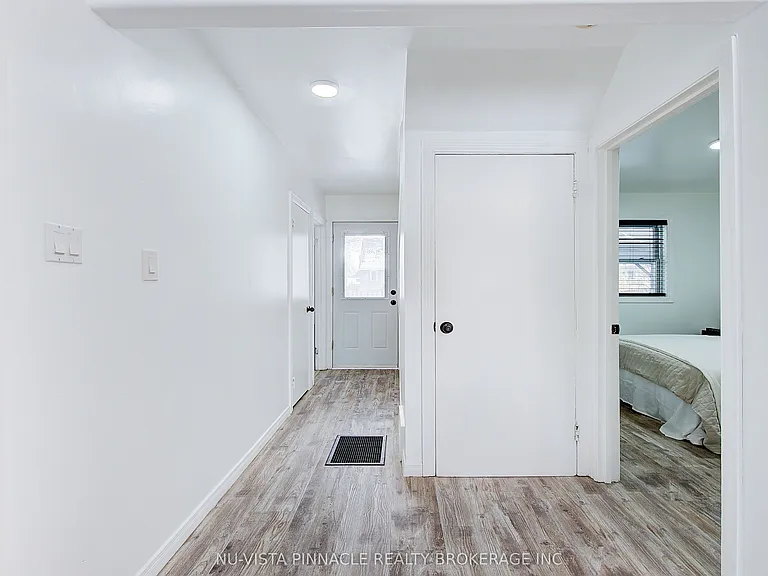 1243 Landor St — Photo 13