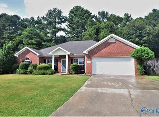 206 Horseshoe Bnd, Madison, AL 35758
