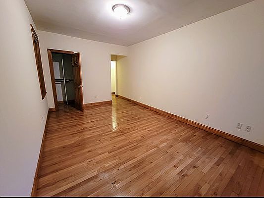 2nd image of 310 E 74th St #2X