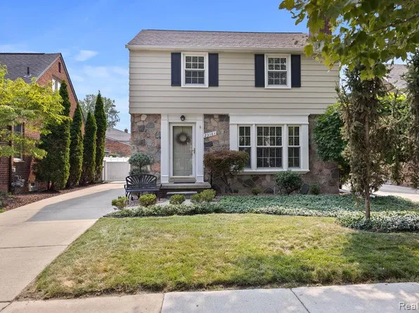 23161 Cromwell St, Dearborn, MI 48128