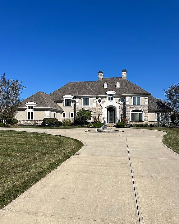 1st image of 1840 Woodland Hall Dr