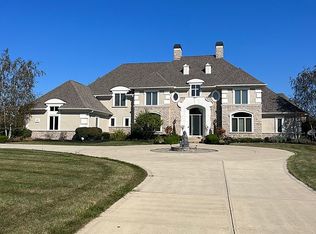 1840 Woodland Hall Dr, Delaware, OH 43015