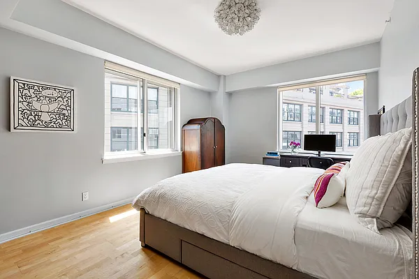 Sold by Compass | media 5