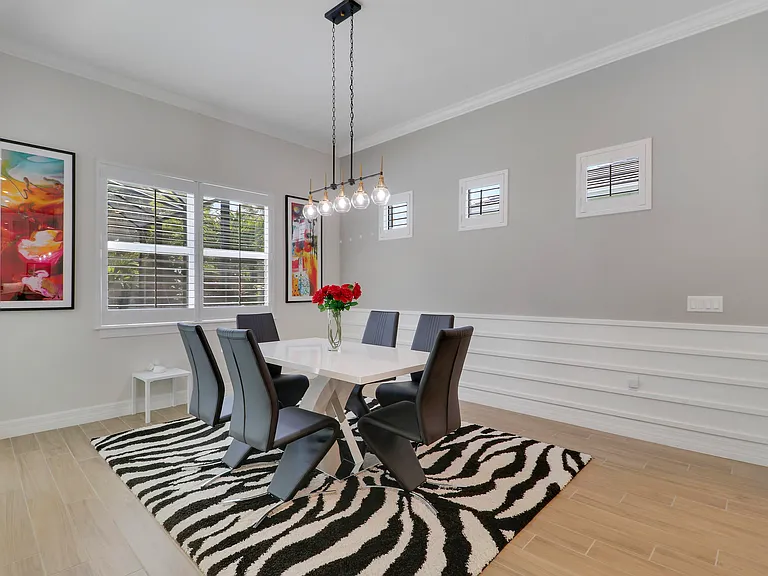 10909 Stellar Cir — Photo 17