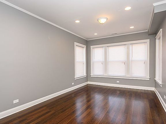 3rd image of 958 N Massasoit Ave