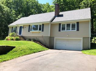 539 Simsbury Rd, Bloomfield, CT 06002