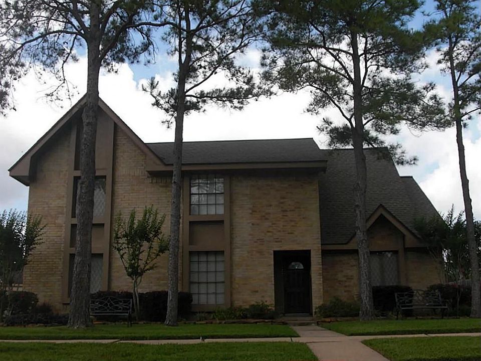 1st image of 2622 Valley Field Dr
