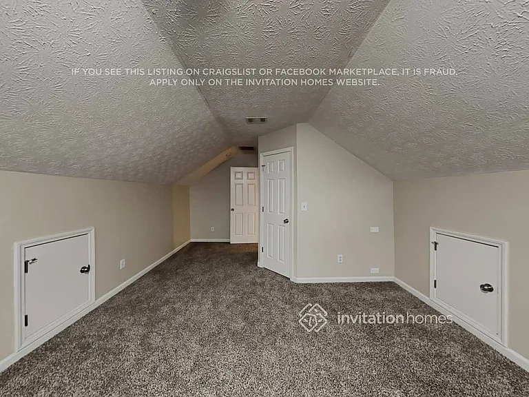 527 Gables Ct — Photo 13