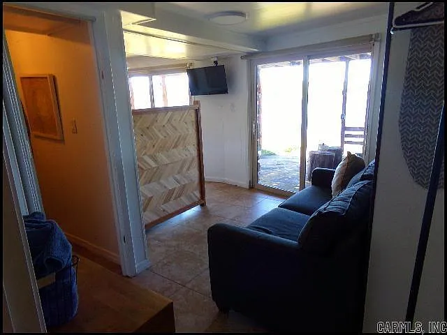136 Catalina Cir — Photo 14