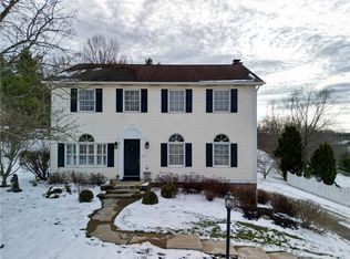 602 Hemlock Rd, Coraopolis, PA 15108