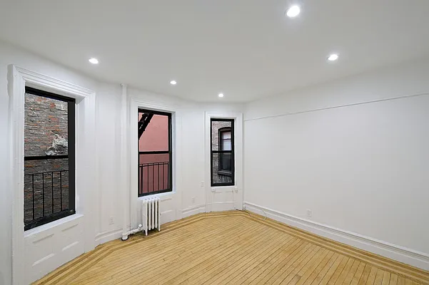 Rented by Owner | media 18