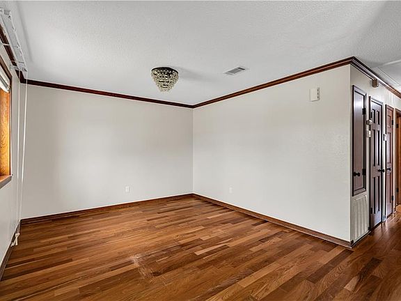 4th image of 1149 Teakwood Dr