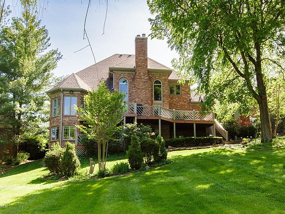 2816 Avenue of the Woods-48