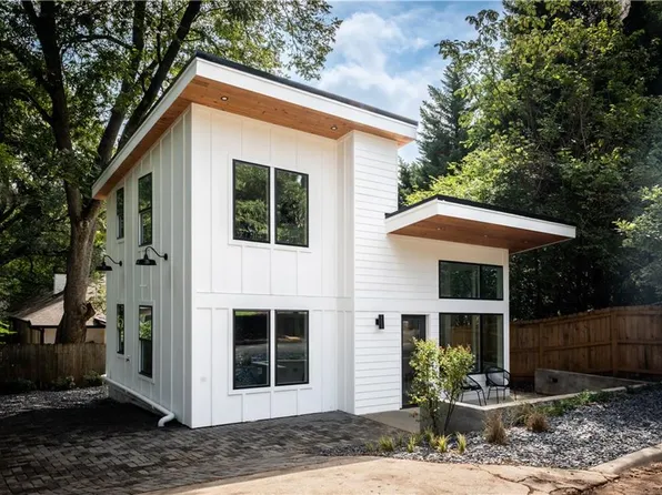 200 Lowry St NE, Atlanta, GA 30307