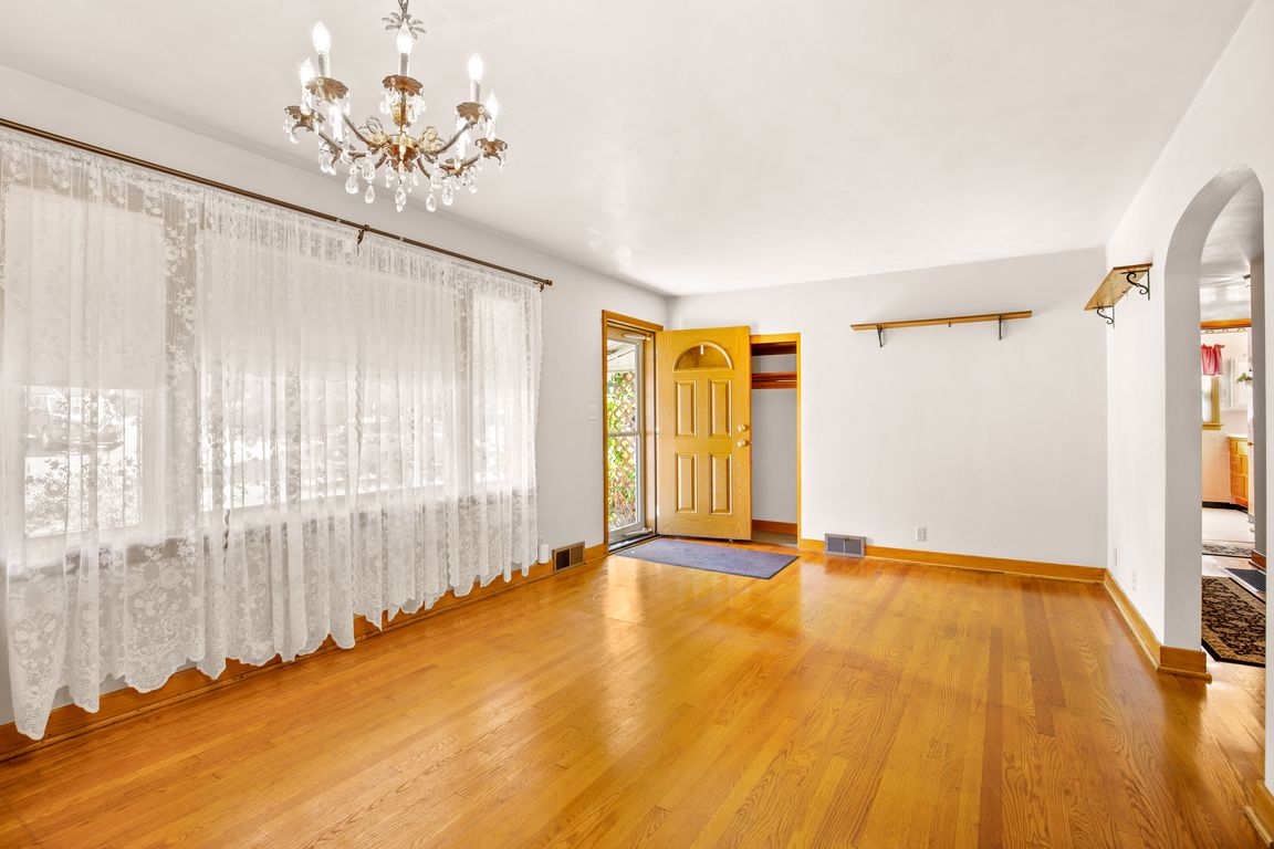 next background image