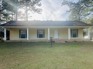 207 Mount Sinai Rd, Foxworth, MS 39483