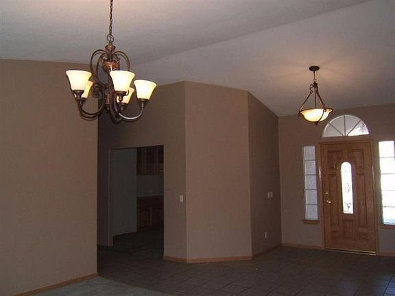 3rd image of 17625 Crown Valley Ct