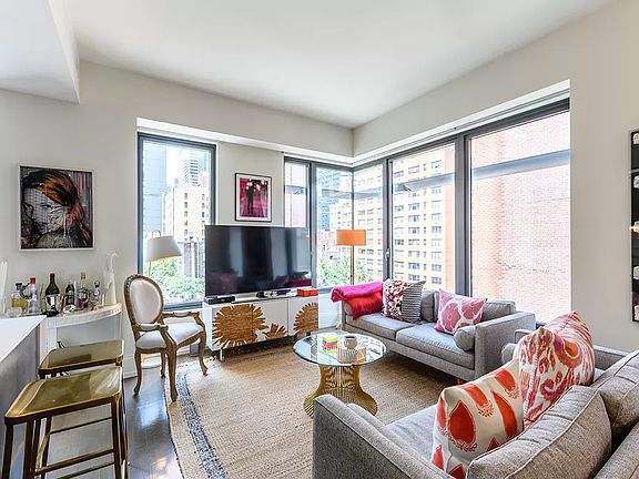 2nd image of 301 E 50th St APT 6C