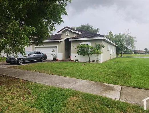 3 bed, 1502 sqft, $3,300 — Photo 3