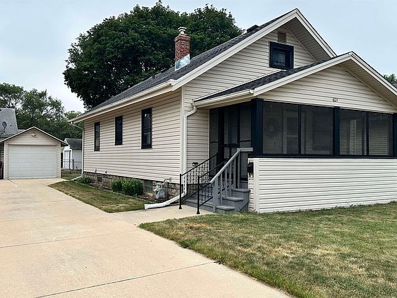 4th image of 1621 Latham St