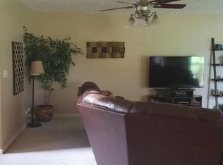 7302 Orchard Lake Blvd, Louisville, KY 40218