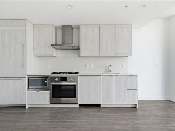 2nd image of 2351 Beta Ave #602